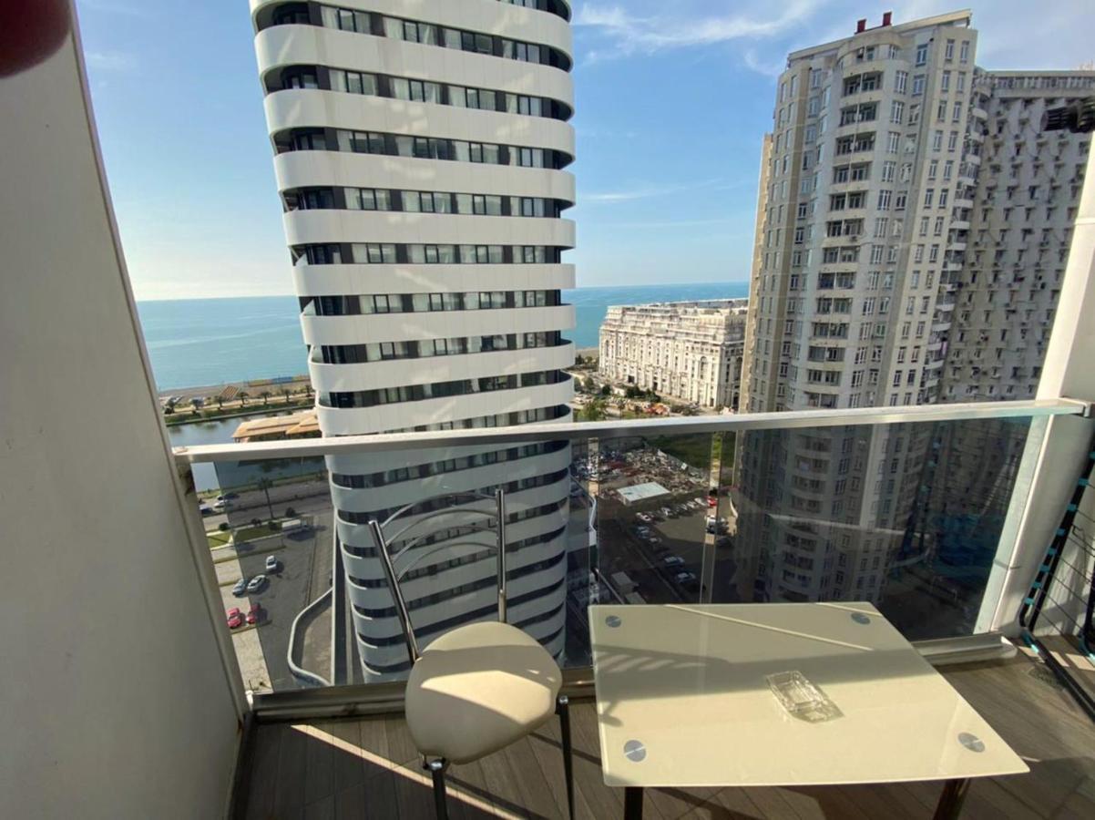 Cozy Studio Apartment-Sea View バトゥーミ エクステリア 写真